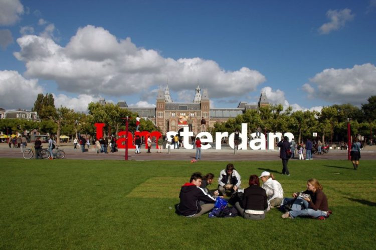 431715_10150609314135888_1828744955_n